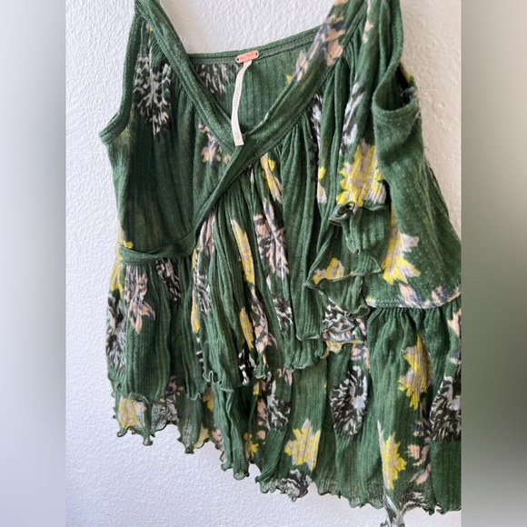 FREE PEOPLE Revolve Green Melbourne Ruffle Tank Top Bohemian Size XS Boho - Picture 6 of 10